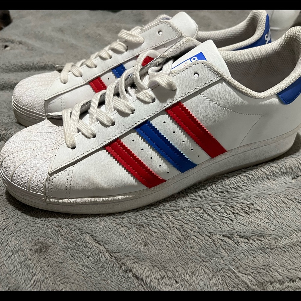 Men Adidas superstar
